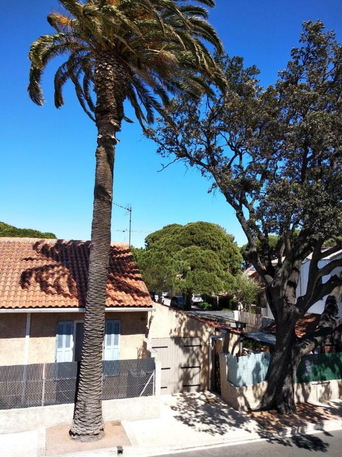 Duplex 4 Personnes A 200M De La Mer Apartment Hyeres Luaran gambar
