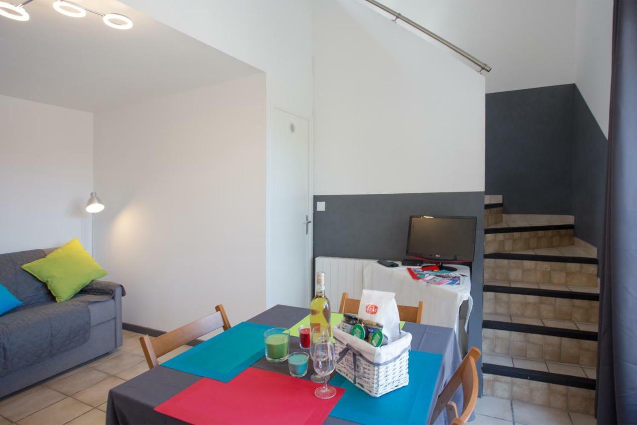 Duplex 4 Personnes A 200M De La Mer Apartment Hyeres Luaran gambar