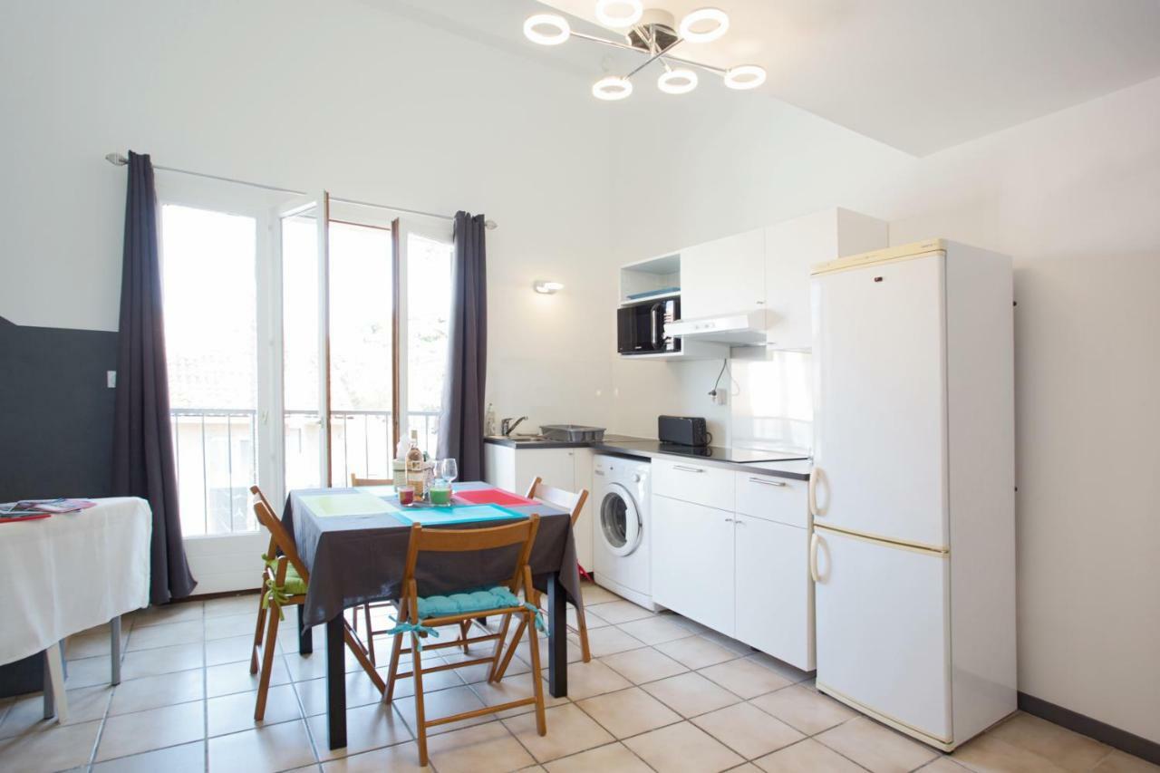Duplex 4 Personnes A 200M De La Mer Apartment Hyeres Luaran gambar